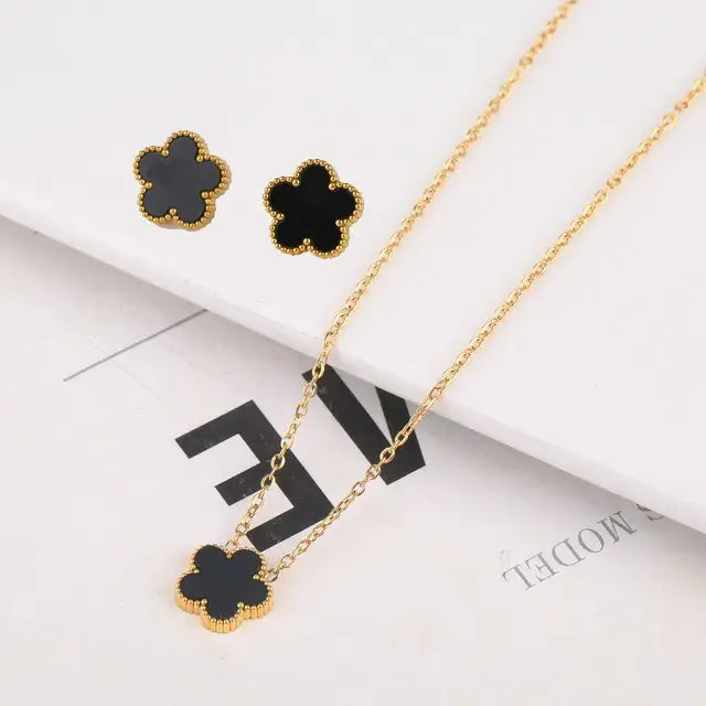 Clover Flower Bracelet