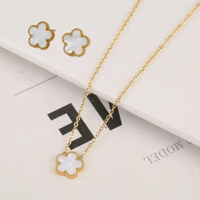 Clover Flower Bracelet